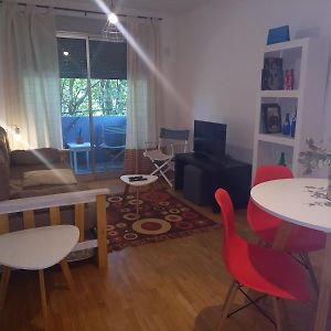 Departamento A Pasos Del Centro, Barrio Norte, 4 Personas